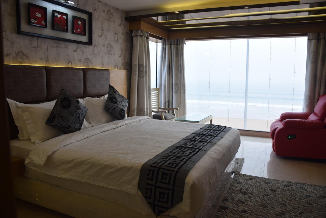 Golden Tree Hotel Puri Ngoại thất bức ảnh